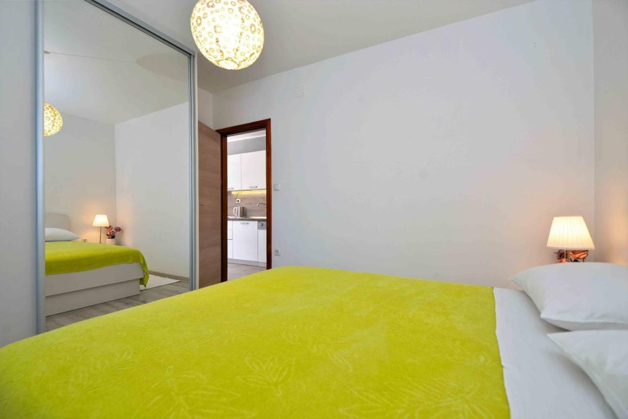Apartment Kristina มูร์แตร์ ภายนอก รูปภาพ